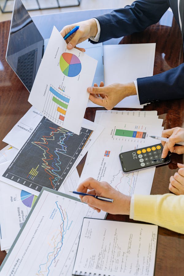 discussing about ROI in a chart